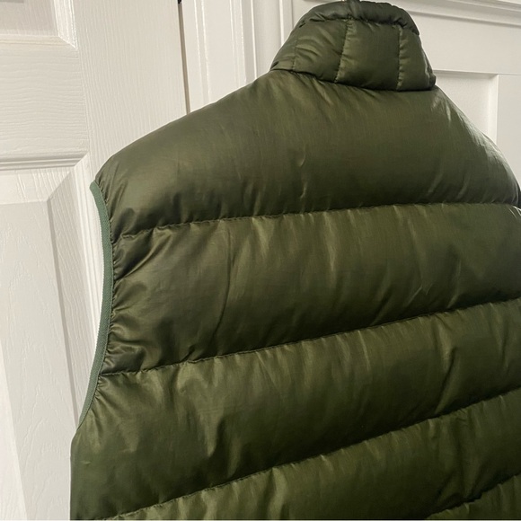 Patagonia Puffy Vest in Dark Green Men’s Large in Great Used Condition - Picture 6 of 11